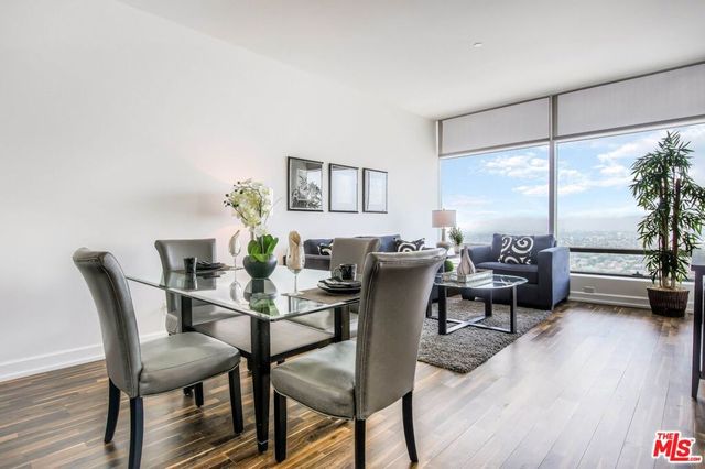 900 W Olympic Boulevard 33F, Los Angeles, CA 90015