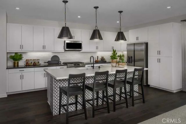 4811 Habitat Drive, Fontana, CA 92336