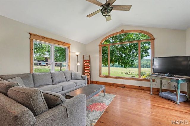 2441 Old Mount Hope Road, Lonedell, MO 63060