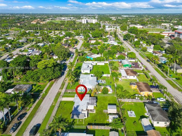 15445 Garfield Dr, Homestead, FL 33033