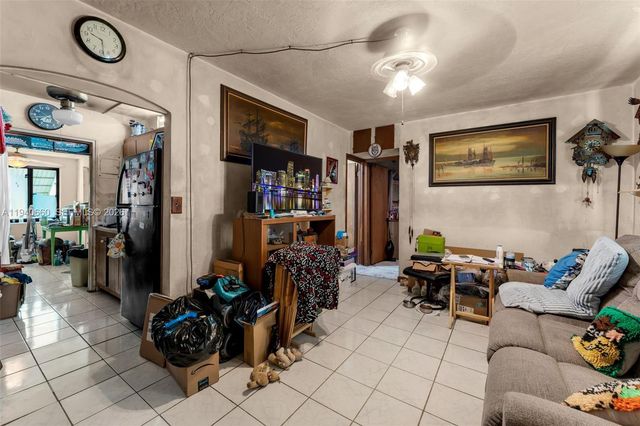 15445 Garfield Dr, Homestead, FL 33033