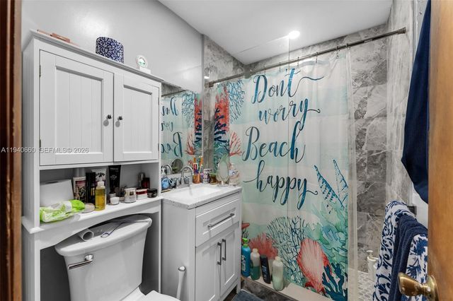 15445 Garfield Dr, Homestead, FL 33033