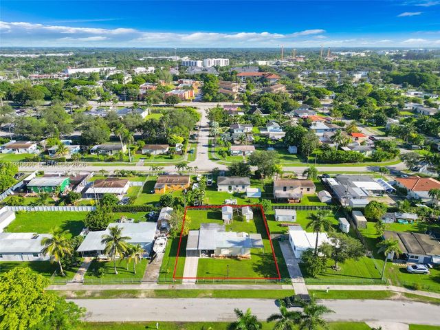 15445 Garfield Dr, Homestead, FL 33033