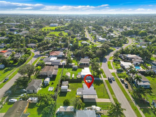 15445 Garfield Dr, Homestead, FL 33033