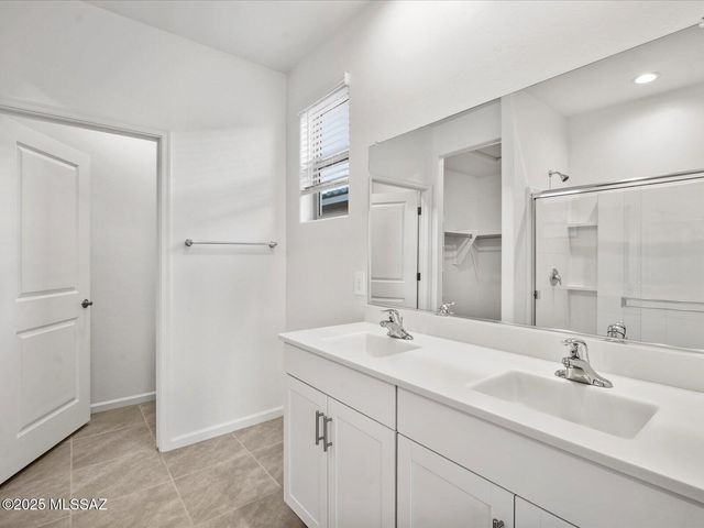 12705 N Fire Brand Street, Marana, AZ 85658