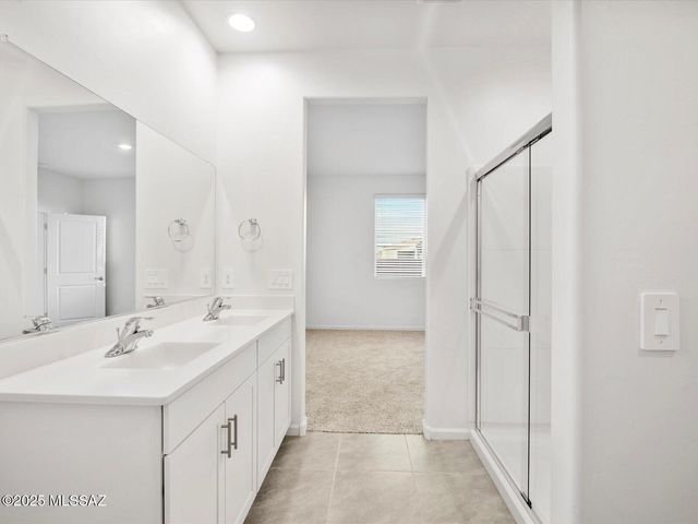 12705 N Fire Brand Street, Marana, AZ 85658