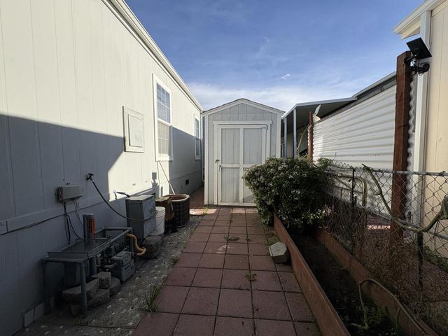 60 Wilson Way, Milpitas, CA 95035