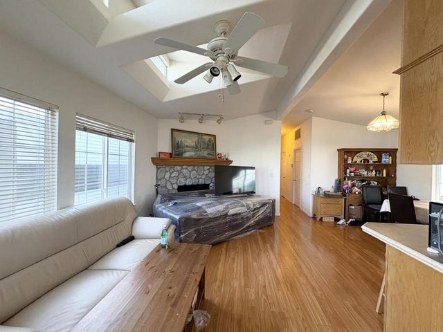 60 Wilson Way, Milpitas, CA 95035