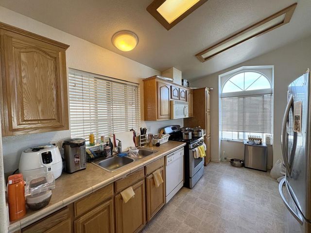 60 Wilson Way, Milpitas, CA 95035