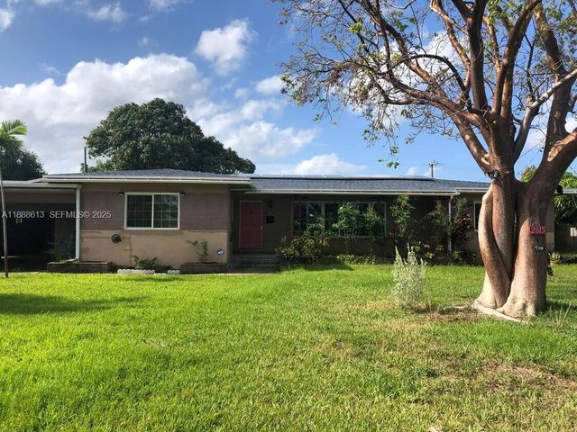 2815 Jackson Street, Hollywood, FL 33020
