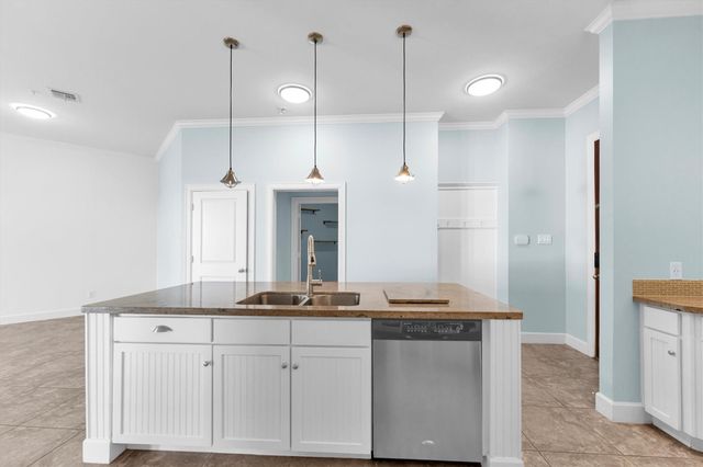 17040 W Fm 1097 Road 4102, Montgomery, TX 77356