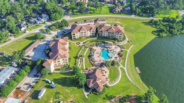 17040 W Fm 1097 Road 4102, Montgomery, TX 77356