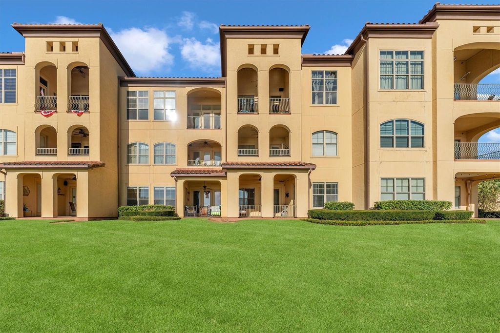 17040 W Fm 1097 Road 4102, Montgomery, TX 77356
