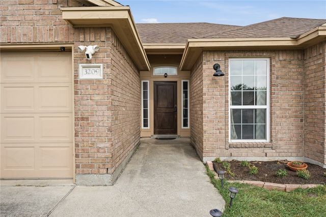 3209 Turkey Hollow Ct, Corpus Christi, TX 78414