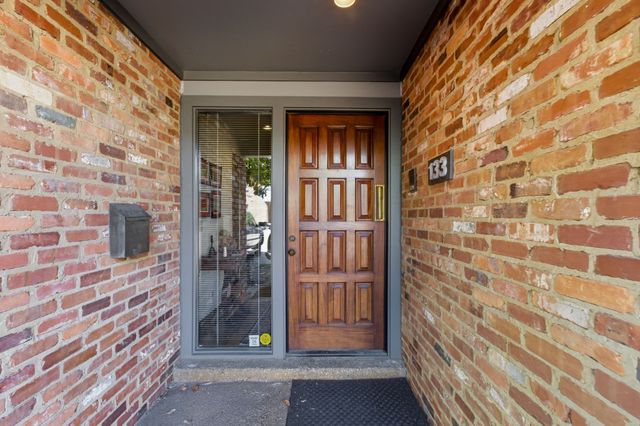 133 Hampton Pl, Nashville, TN 37215