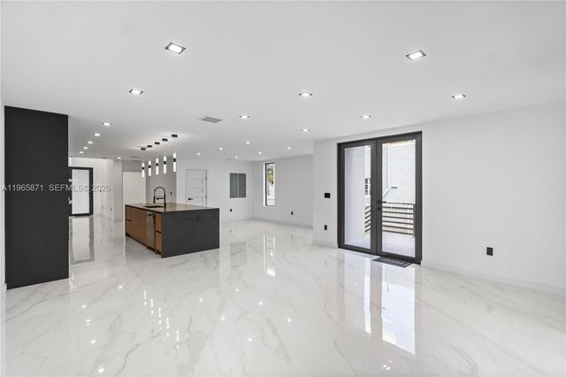 1644 NW 8th Terrace, Miami, FL 33125