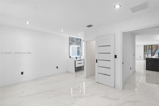 1644 NW 8th Terrace, Miami, FL 33125
