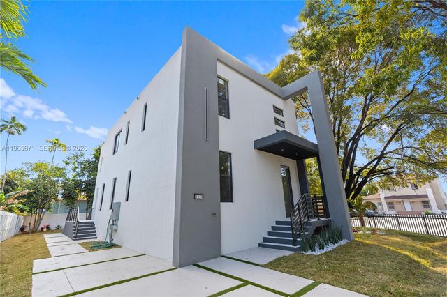 1644 NW 8th Terrace, Miami, FL 33125