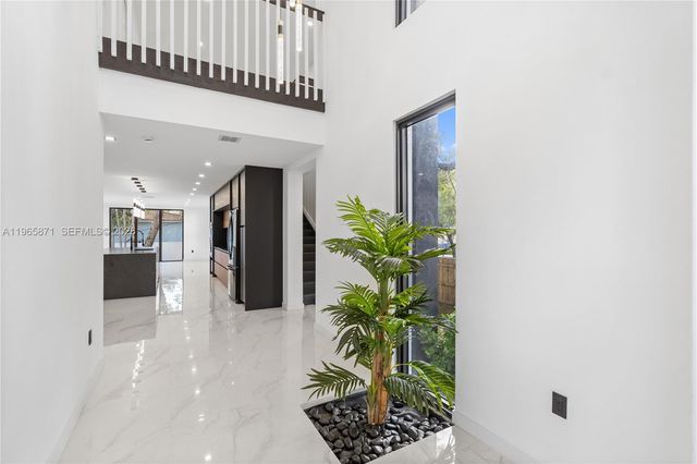 1644 NW 8th Terrace, Miami, FL 33125