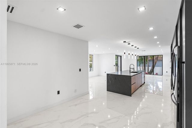 1644 NW 8th Terrace, Miami, FL 33125