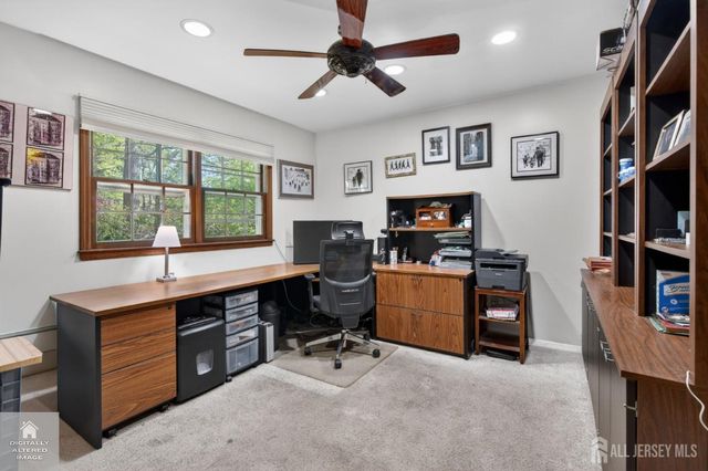39 Independence Drive, East Brunswick, NJ 08816