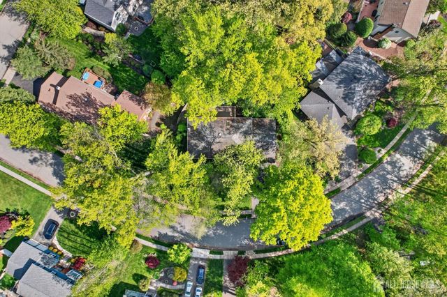 39 Independence Drive, East Brunswick, NJ 08816