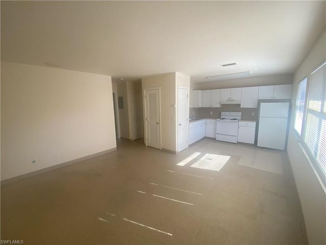 2920 Jackson ST, Fort Myers, FL 33901