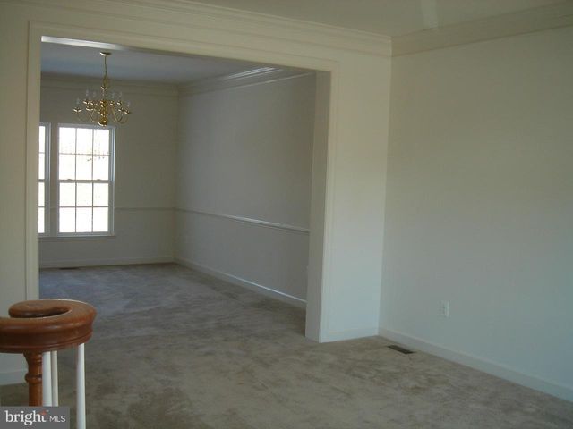 11225 SUFFOLK DR, Hagerstown, MD 21742