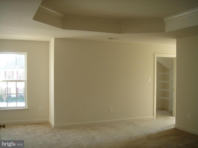 11225 SUFFOLK DR, Hagerstown, MD 21742