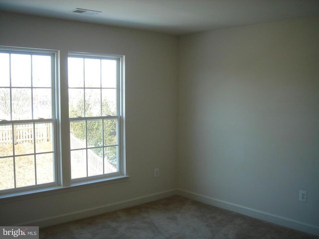 11225 SUFFOLK DR, Hagerstown, MD 21742
