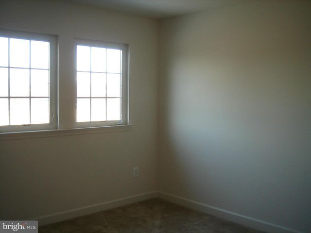 11225 SUFFOLK DR, Hagerstown, MD 21742