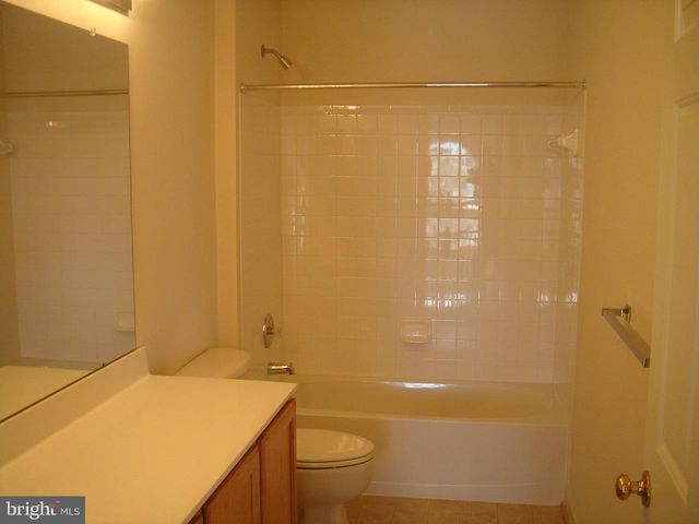 11225 SUFFOLK DR, Hagerstown, MD 21742
