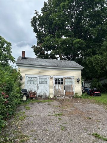 266 S State Street, Painesville, OH 44077