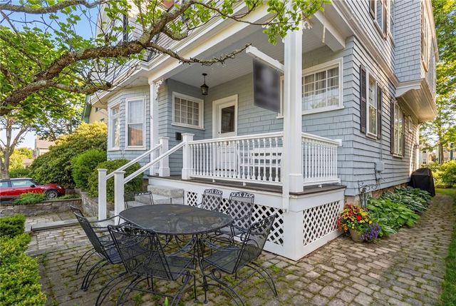 34 Bull Street, Newport, RI 02840