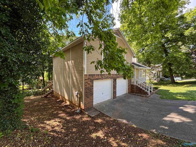 209 Evalyn Street, Madison, AL 35758