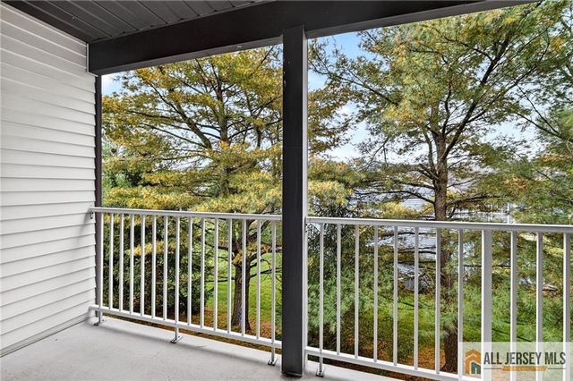 22 James Buchanan Drive 22F, Monroe, NJ 08831