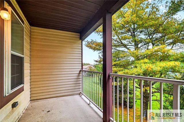 22 James Buchanan Drive 22F, Monroe, NJ 08831