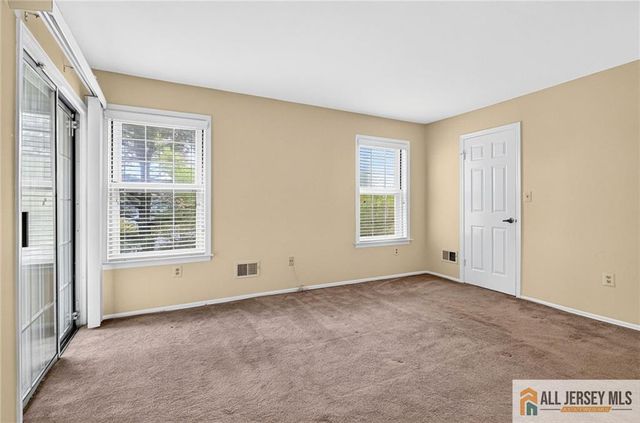 22 James Buchanan Drive 22F, Monroe, NJ 08831