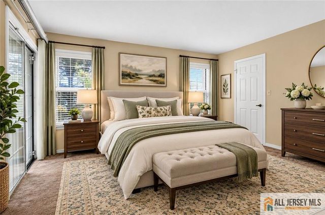 22 James Buchanan Drive 22F, Monroe, NJ 08831