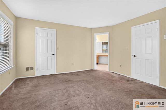 22 James Buchanan Drive 22F, Monroe, NJ 08831
