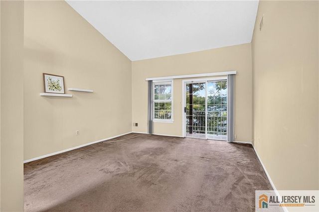 22 James Buchanan Drive 22F, Monroe, NJ 08831