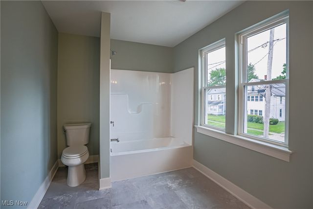 583 Creedmore Avenue, Barberton, OH 44203