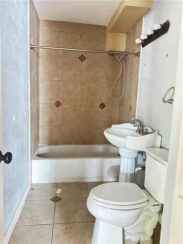 1814 Merriman Ave, Corpus Christi, TX 78412