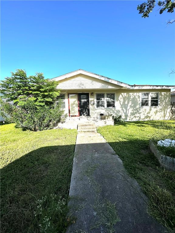 1814 Merriman Ave, Corpus Christi, TX 78412