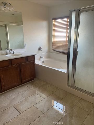17667 View Mount Court, Victorville, CA 92395
