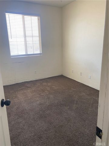 17667 View Mount Court, Victorville, CA 92395