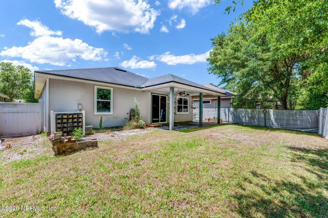 11738 LAKE BEND Circle, Jacksonville, FL 32218