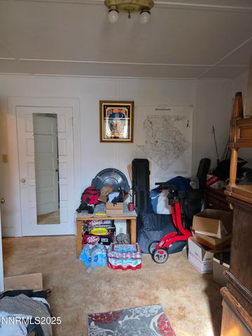 306 6th Street, Hawthorne, NV 89415