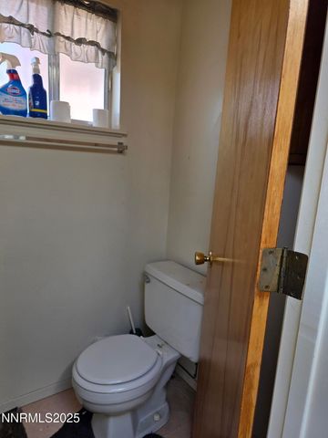 306 6th Street, Hawthorne, NV 89415