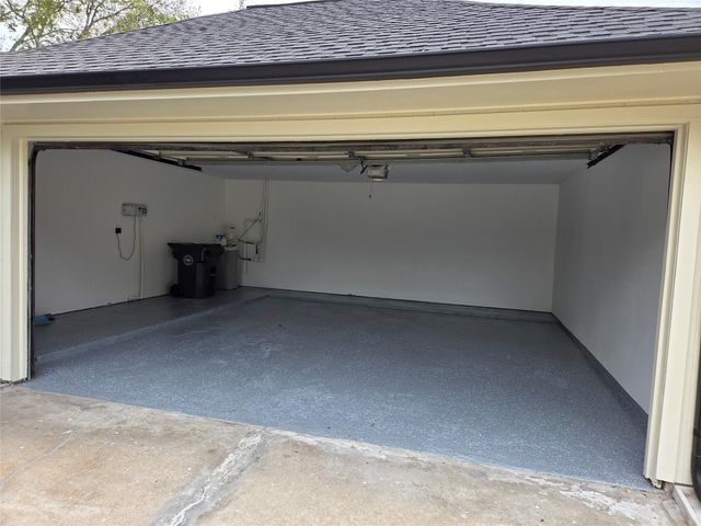 418 Longview Drive, Sugar Land, TX 77478